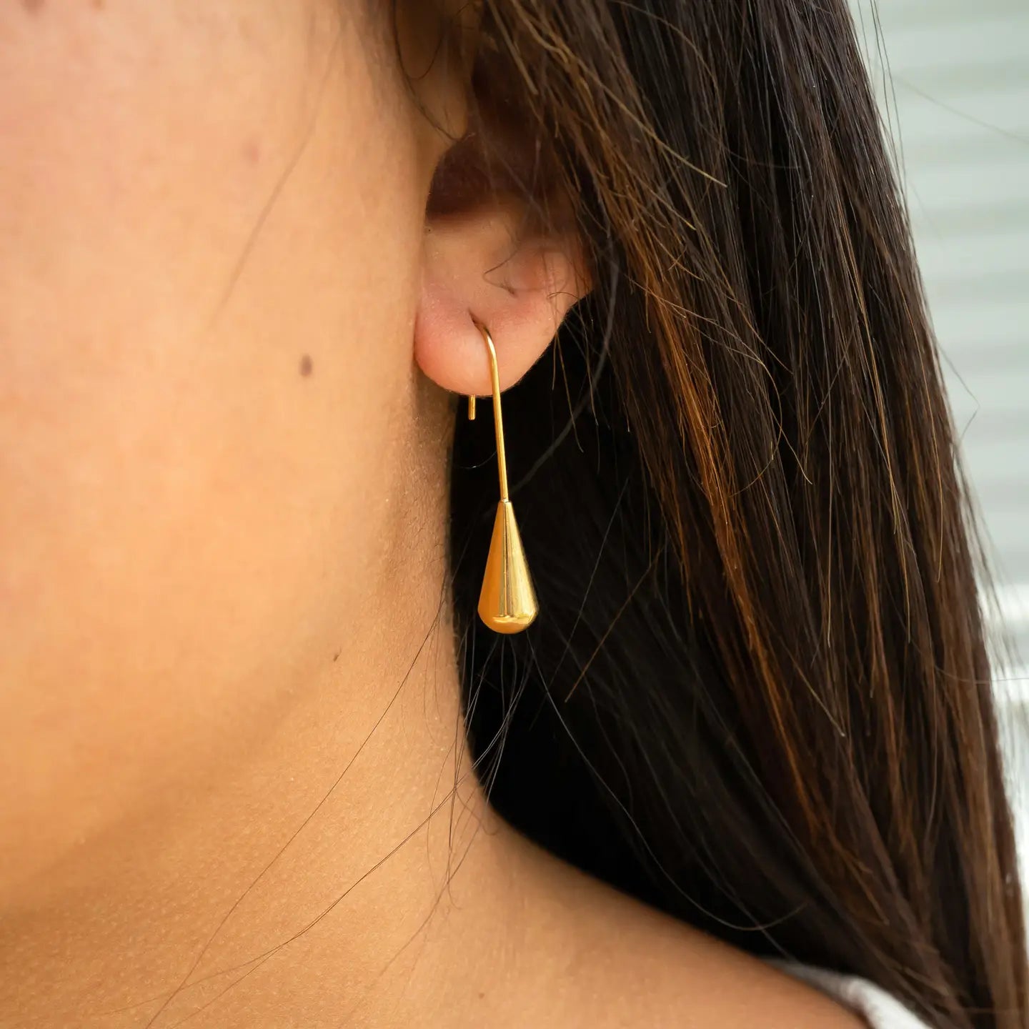 Isla Gold Drop Earrings